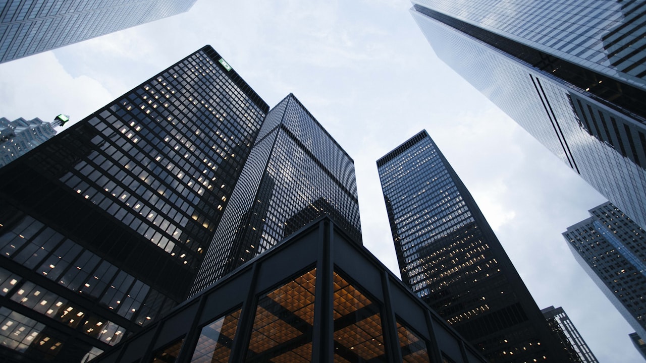 Quartier d’affaires — La Défense et courses corporate